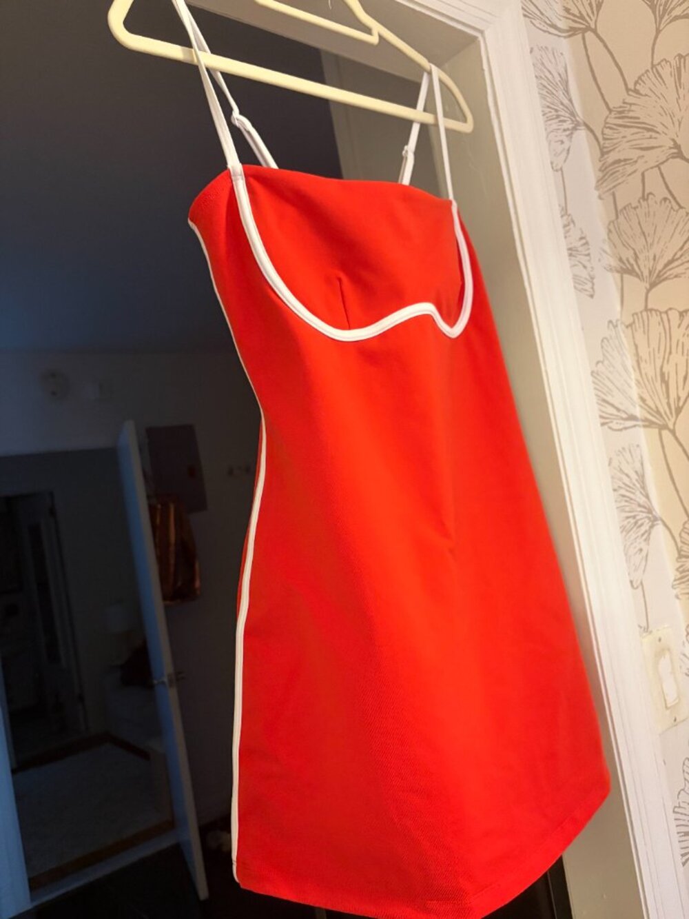 Alo Airbrushed Streamlined Dress - Picture 2 of 3